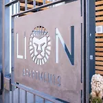 Le Lion - Bike & Lägenhet *