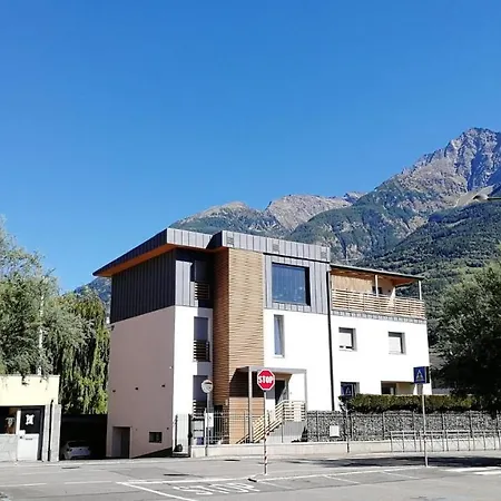 Le Lion - Bike & Apartment Aosta