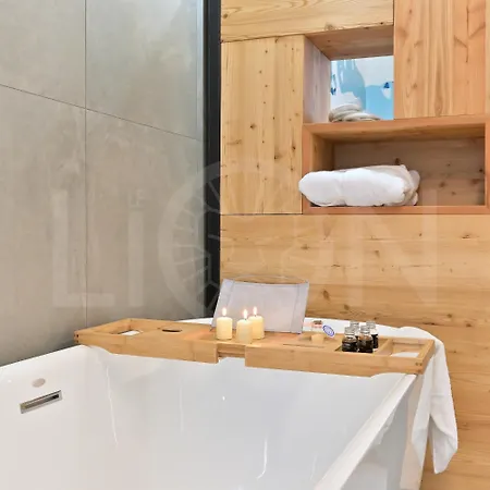 Le Lion - Bike & Apartment Aosta