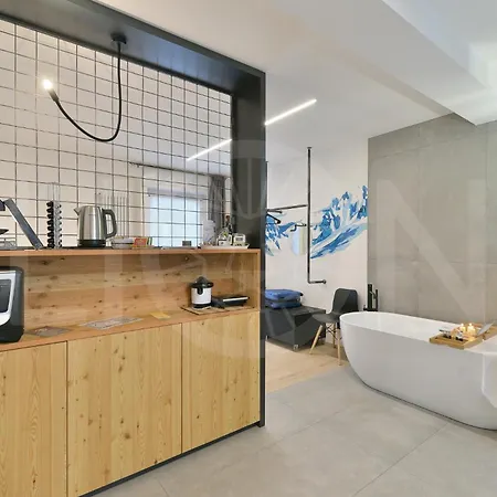 Le Lion - Bike & Apartment *