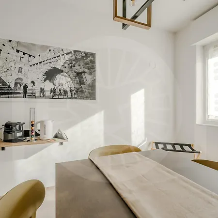 Le Lion - Bike & Apartment Aosta