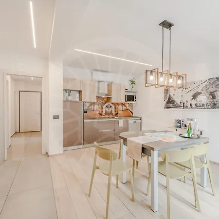 Le Lion - Bike & Apartment