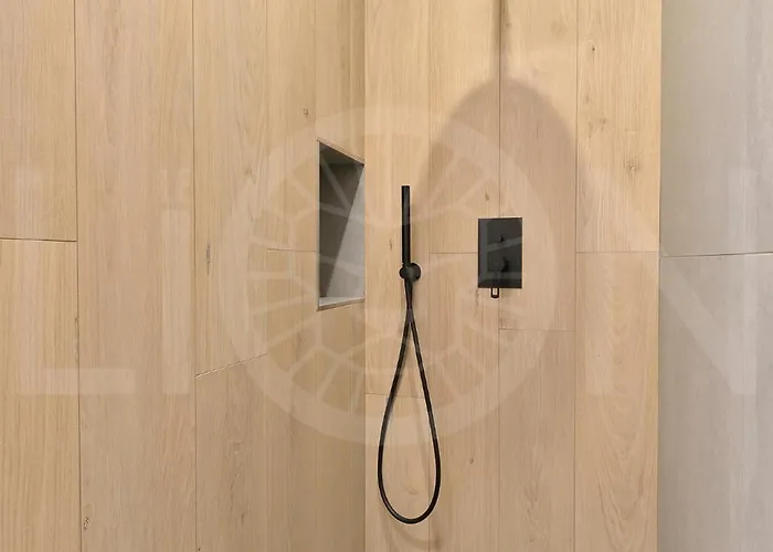 Le Lion - Bike & * Aosta