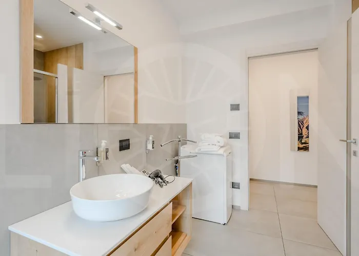 Le Lion - Bike & Aosta